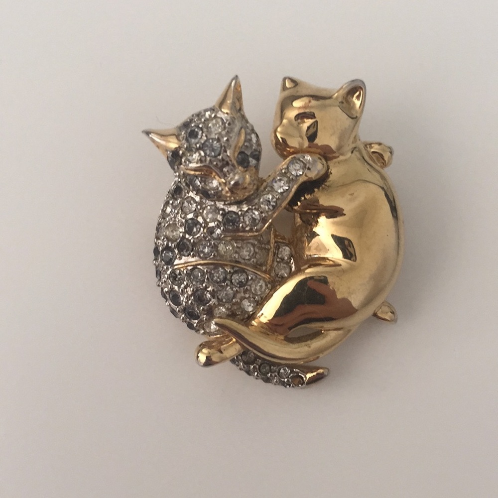 Pin